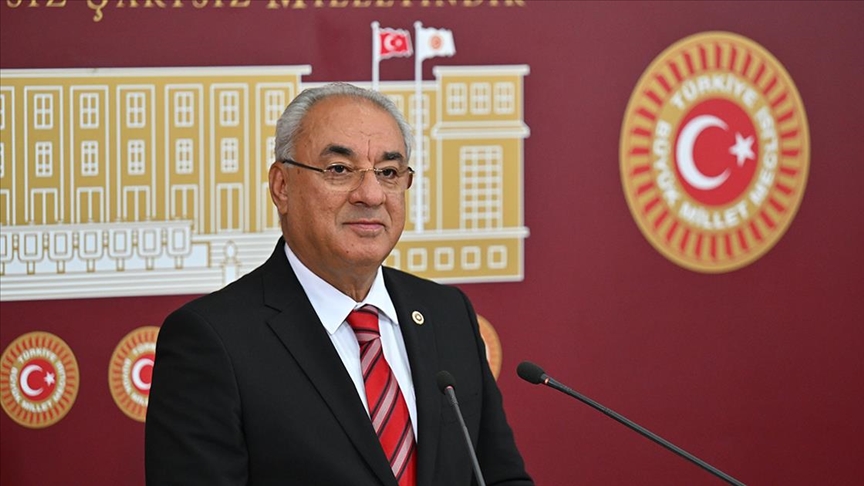 Önder Aksakal