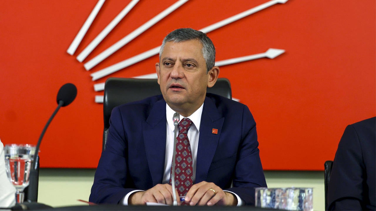 Özgür Özel’in Memleketinde Kriz Chp’li Iki Meclis Üyesi Istifa Etti
