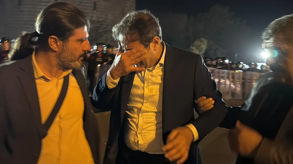 Poli̇s Yürüyüşe Müdahale Etti̇