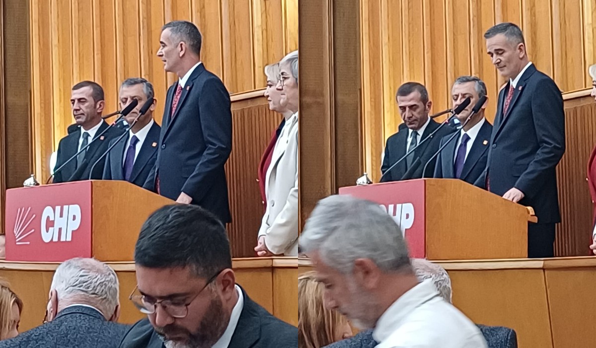 Sakarya Milletvekili Ümit Dikbayır Chp’ye Geçti, Rozeti Özgür Özel Taktı 1