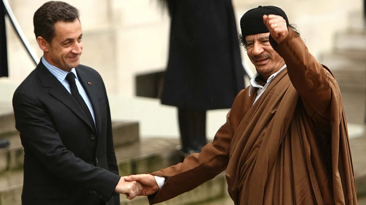 Sarkozy Cezaevinde Ilk Gecesinde Ölüm Tehdidi Aldı 3