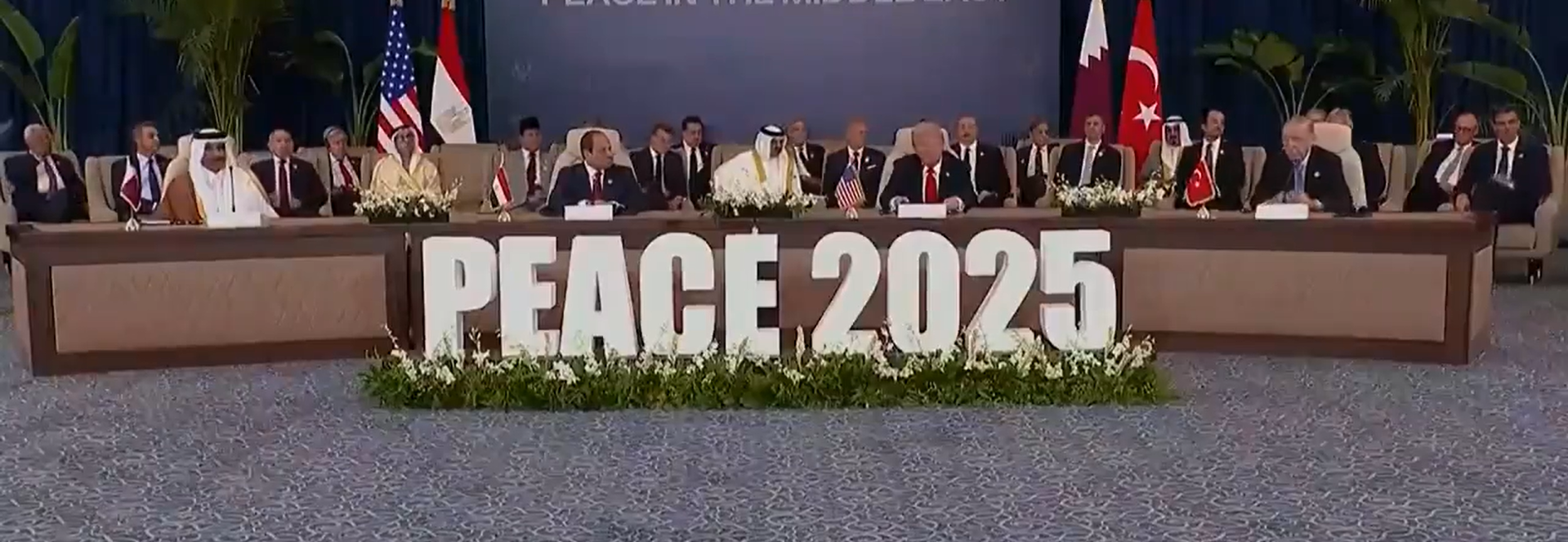 Summit For Peace Imza Mısır
