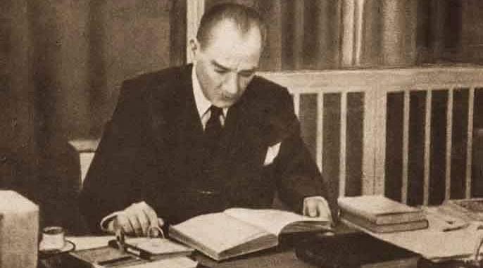 10 Kasım’a Özel Atatürk’ün Şahsi Kitapları Ankara’da Ücretsiz Sergileniyor2