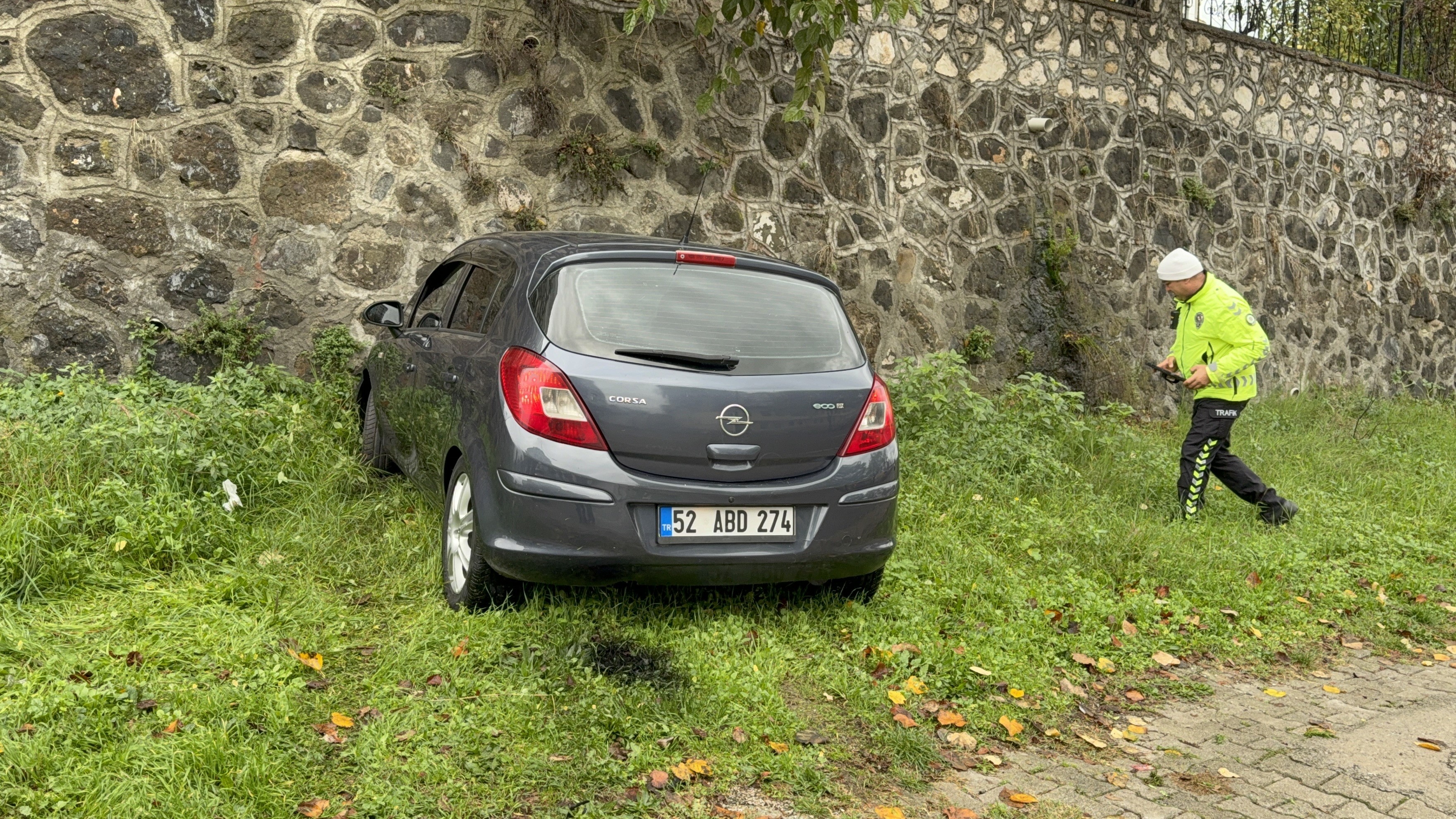 araba kaza samsun futbolcu