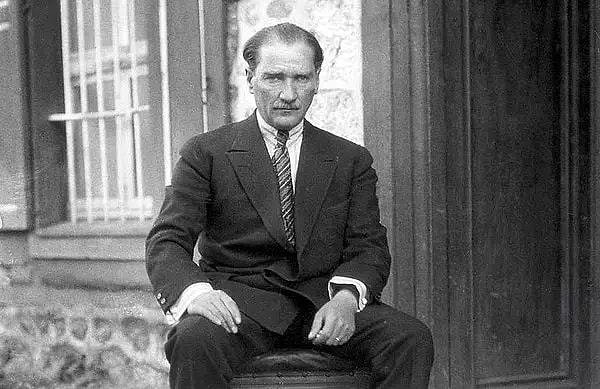 Atatürk’ün Ebediyete Uğurlanışının 87. Yılı3