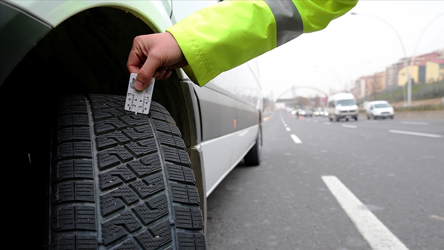 Bugünden Itibaren Kış Lastiği Olmadan Yola Çıkmak Yasak1