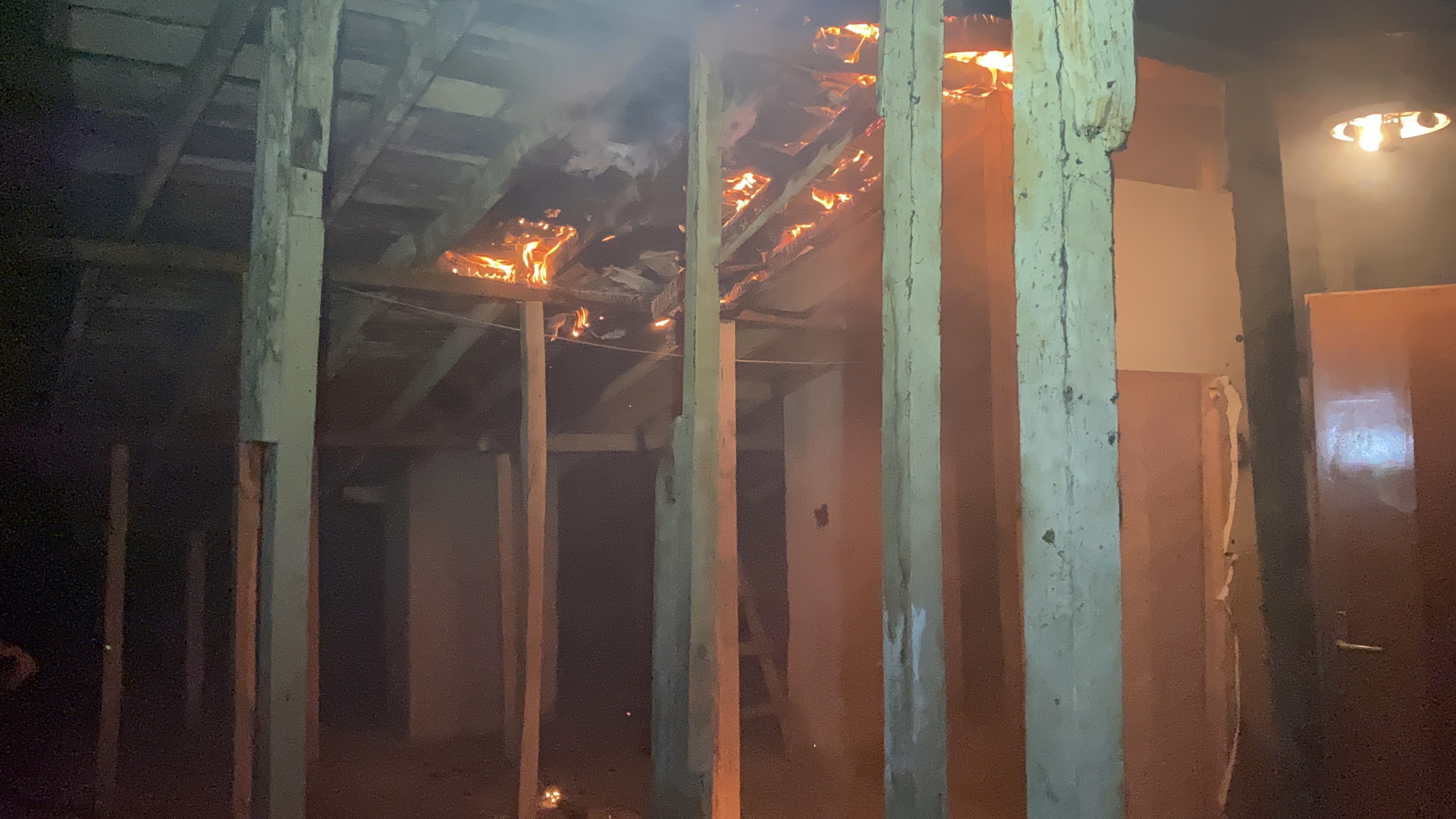 Bursa'da Şüpheli Yangın Aynı Apartman 6. Kez Yandı