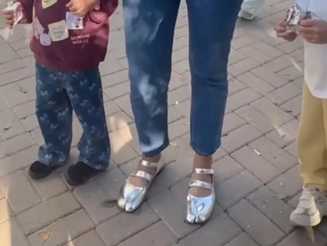 Buse Varol Ayakkabı