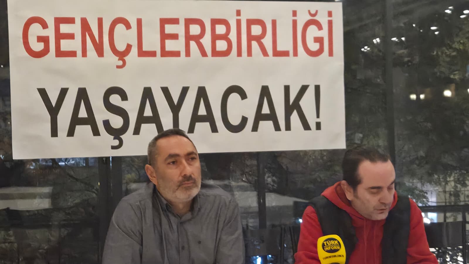 Emre Toros Taş Mektep