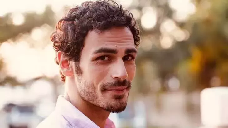 Erdem Kaynarca Kimdir