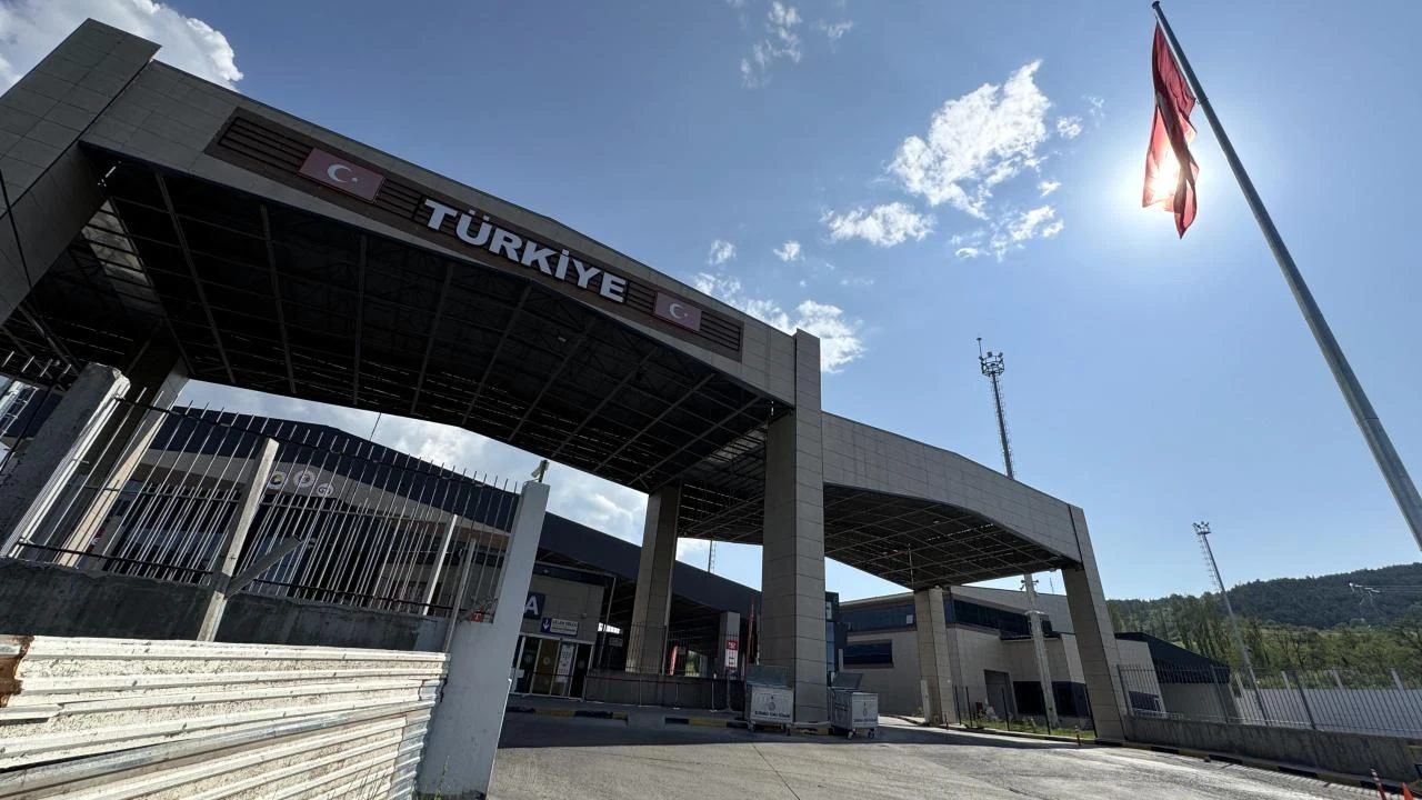 Gümrüklerde Büyük Yenilik Yerli Plakalı Araçlar Için Dijital Dönem Başlıyor3