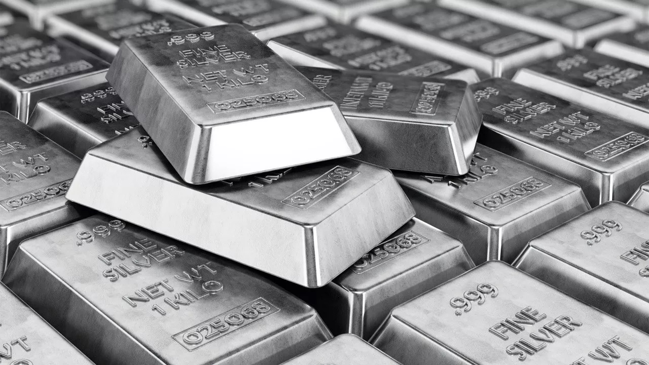 Gümüş Fırtınası Gramı 72 Lirayı Aştı, Yatırımcılar Altını Bırakıp Ona Koşuyor1