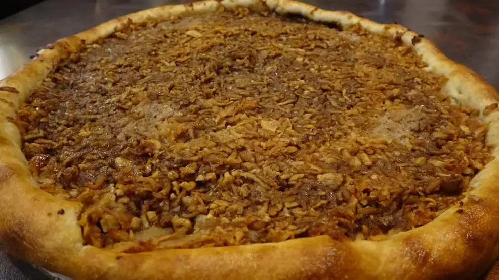 Hamsi Ve Kuymaktan Sonra Simdi De O Trabzonlu Ustanin Elmali Pidesi Yok Satiyor 2