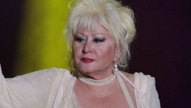 Muazzez Abaci Kalp Krizi Gecirdi 740X420