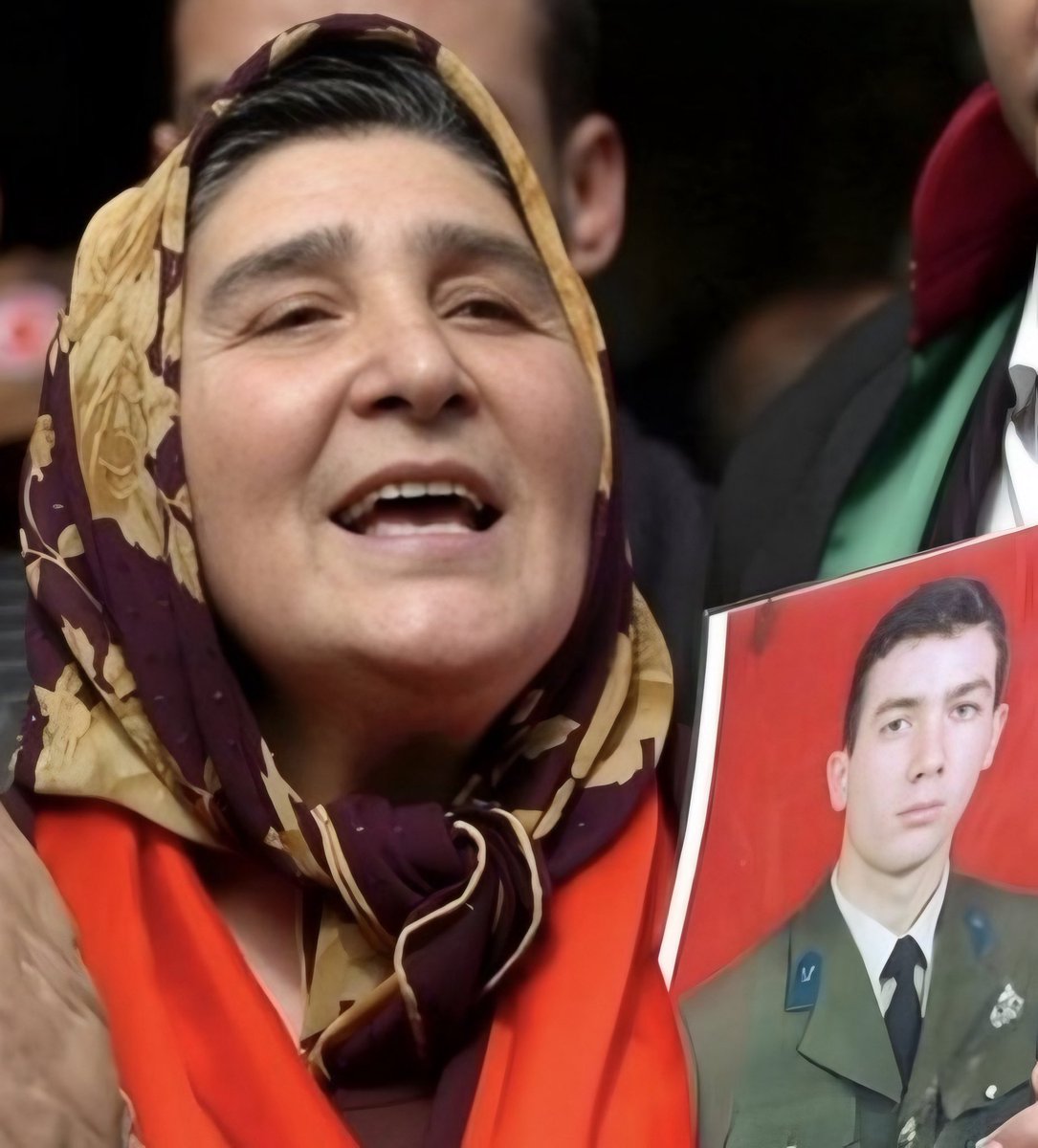 P A K İ Z E A K B A B A