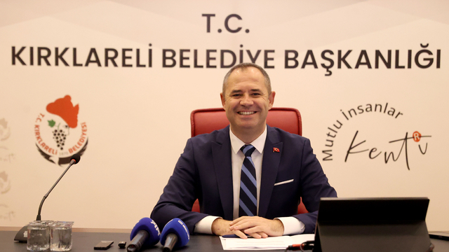 Solotürk’ten Kırklareli'nin 103'Üncü Yıl Dönümüne Özel Gösteri Uçuşu1