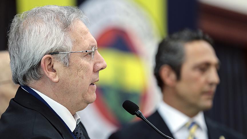 Thumbs B C 977Cba03C76Ded715D995C54E0282603