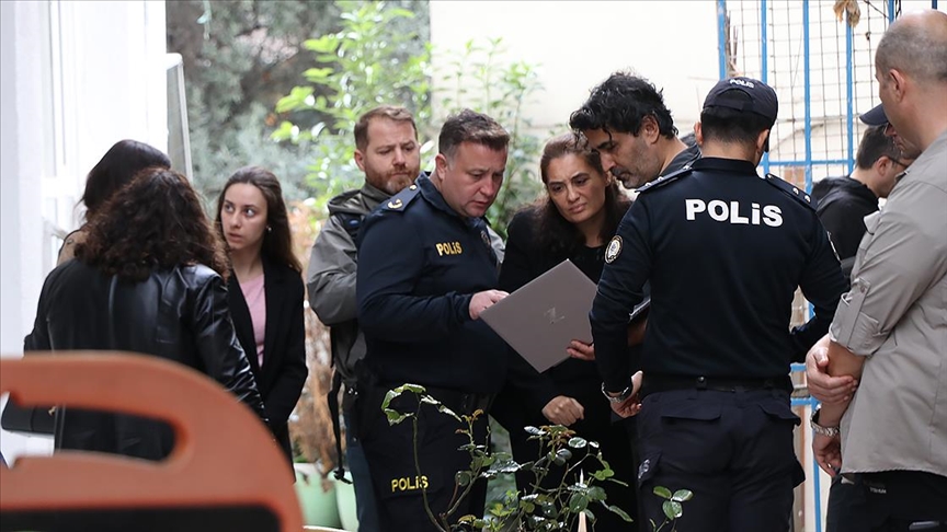 Thumbs B C F561F54A834552C3Efa3C22604Ecd5A8