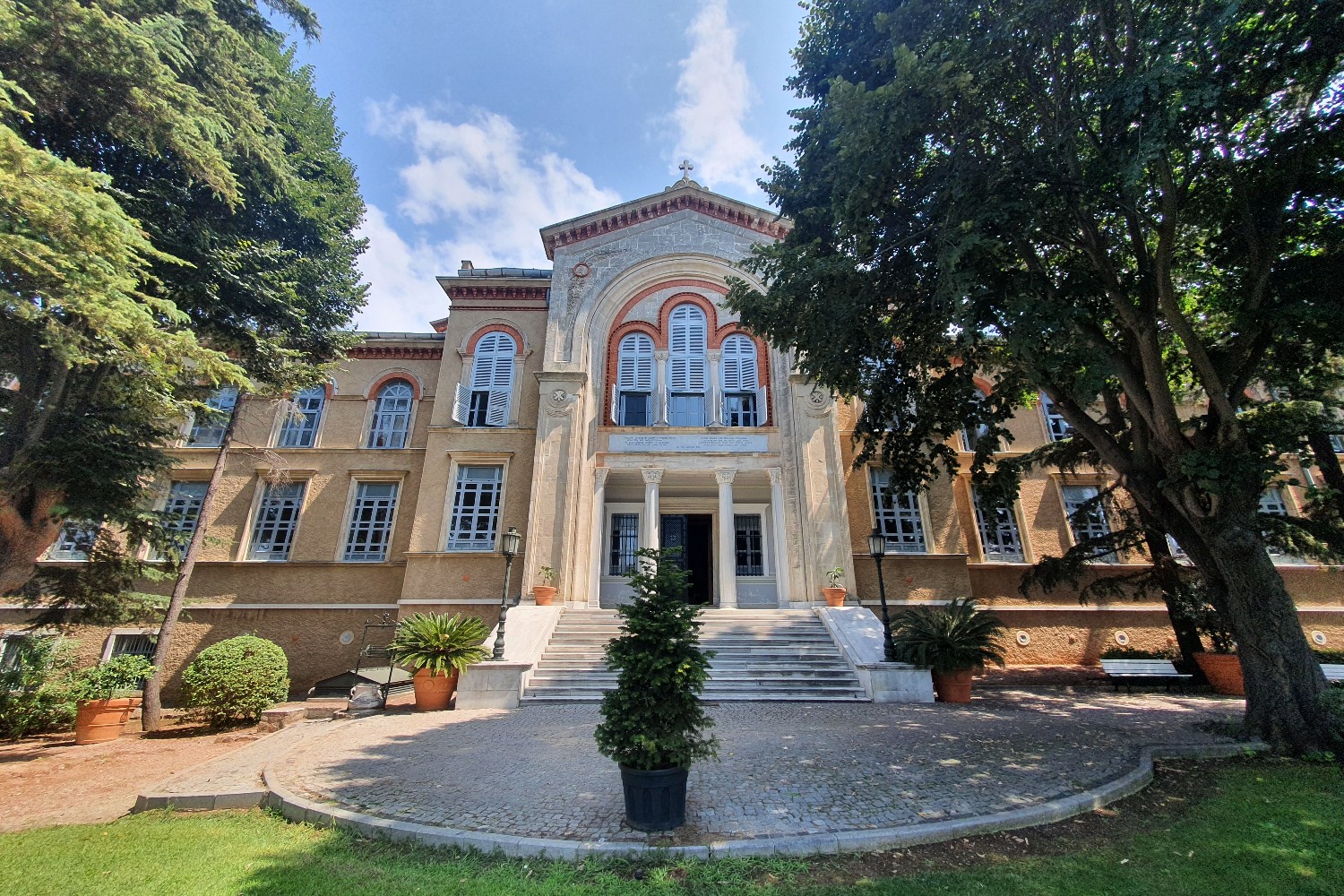 Trump Erdoğan Görüşmesinde Gündeme Gelmişti! Heybeliada Ruhban Okulu Hakkında Tüm Merak Edilenler 2