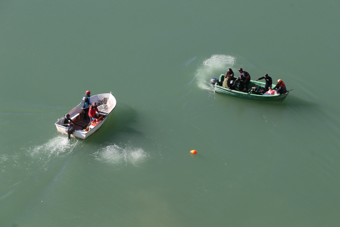 Van Baraja Düşen Otomobil 2