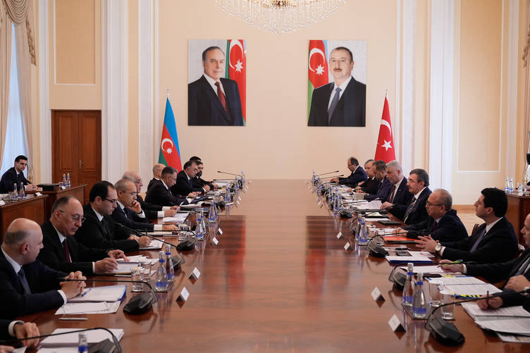 20251222 2 72165987 120417268