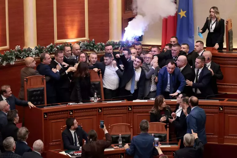 69440D9E586197A571Cd4497