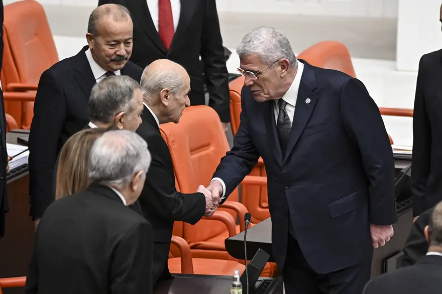 A A 20251221 40039299 40039286 2026 Y I L I B U T C E G O R U S M E L E R I N D E S O N G U N 633628