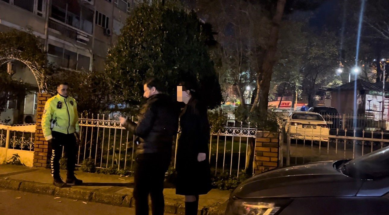 Alkollü Sürücü, Polislere Hakaret Etti! Arkadaşının Savunması Olay Oldu2