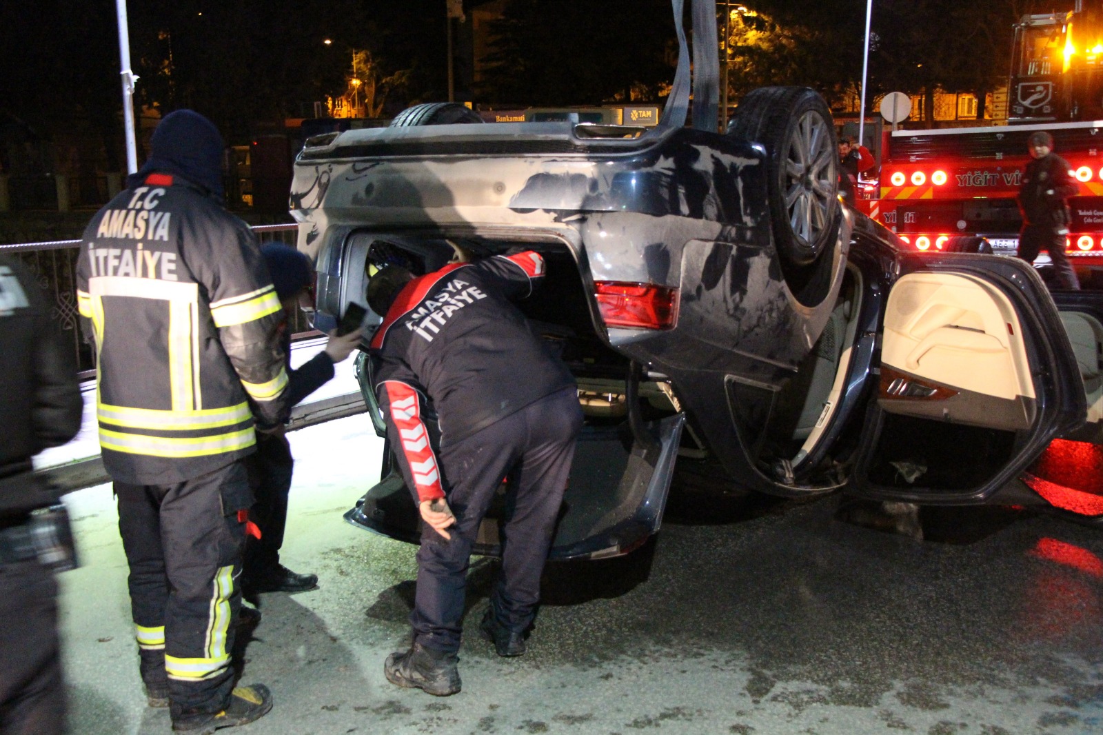 Amasya’da Feci Kaza Otomobil Köprüden Yeşilırmak’a Uçtu! Ölü Ve Yaralı Var1