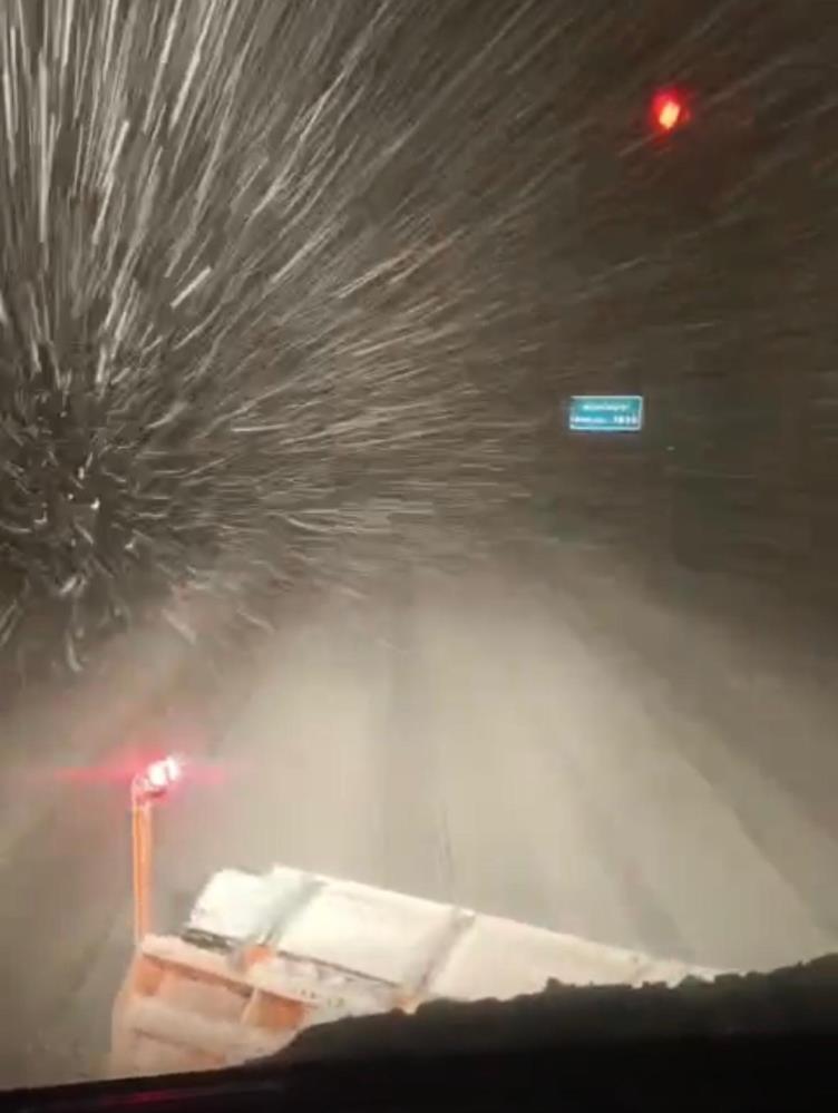 Antalya'ya Mevsimin Ilk Karı Düştü 2