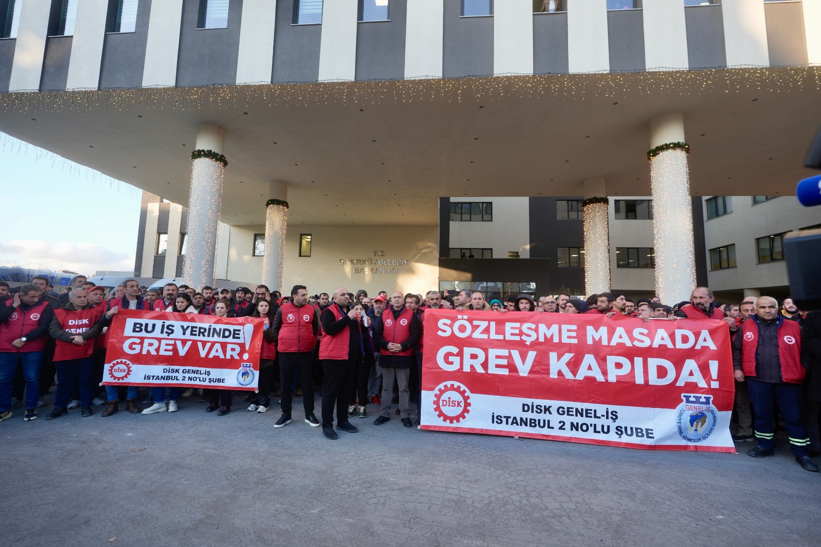 Bakırköy Belediyesi’nde Sular Durulmuyor! Çalışanlar Grevde3