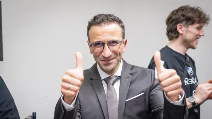 Baskılara Yılmadı Almanya’nın Ikinci Türk Belediye Başkanı Samet Yılmaz Oldu1