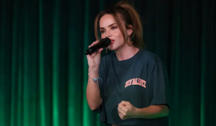 Bengi Apak Kimdir Sarp Apak’ın Eşi Nerelidir, Kaç Yaşında Bengi Apak’a Dair Tüm Bilgiler2