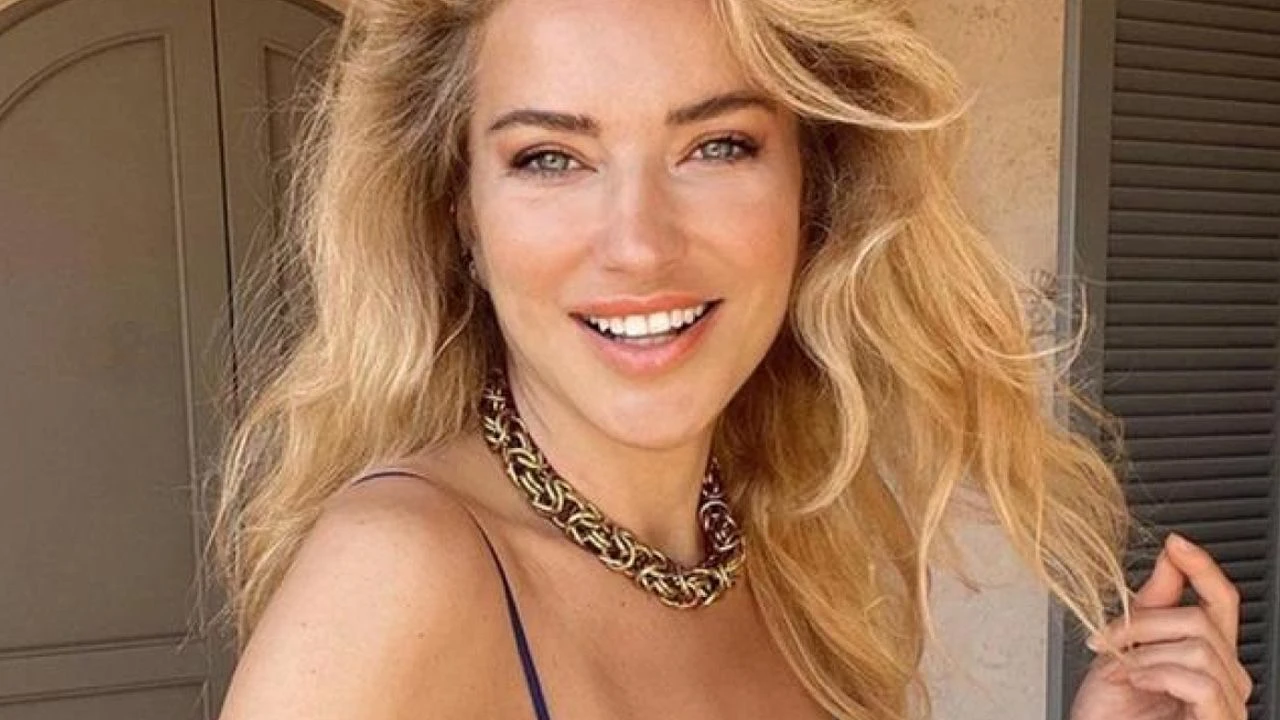 Burcu Esmersoy Kimdir, Nerelidir, Kaç Yaşında Özel Hayatı Ve Kariyeri