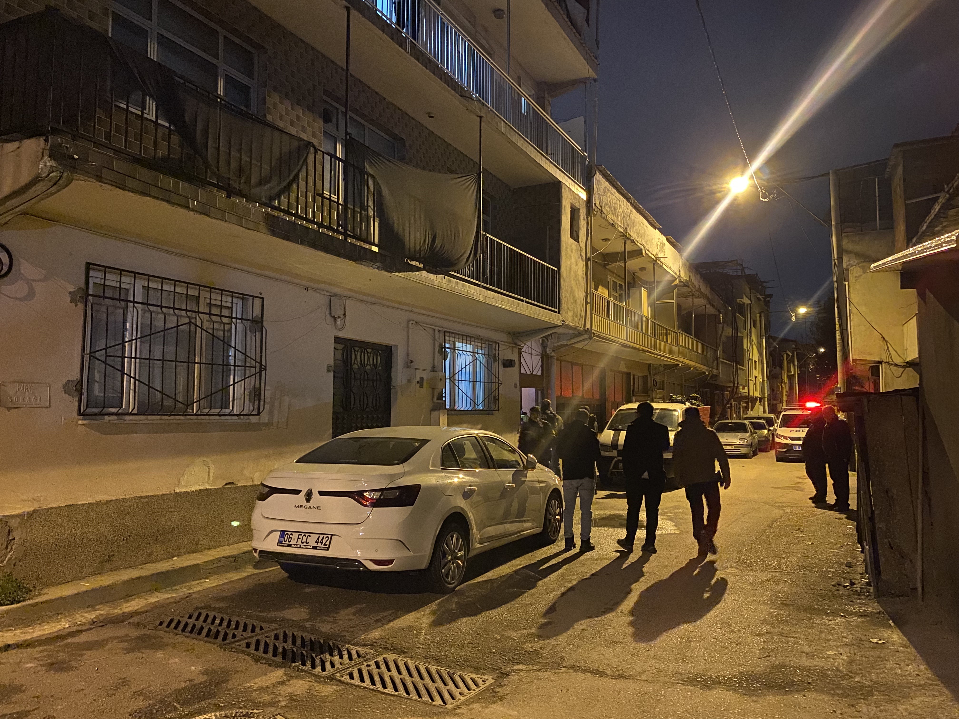 Bursa’da Aile Içi Dehşet! Baba Oğul Tartışması Kanlı Bitti