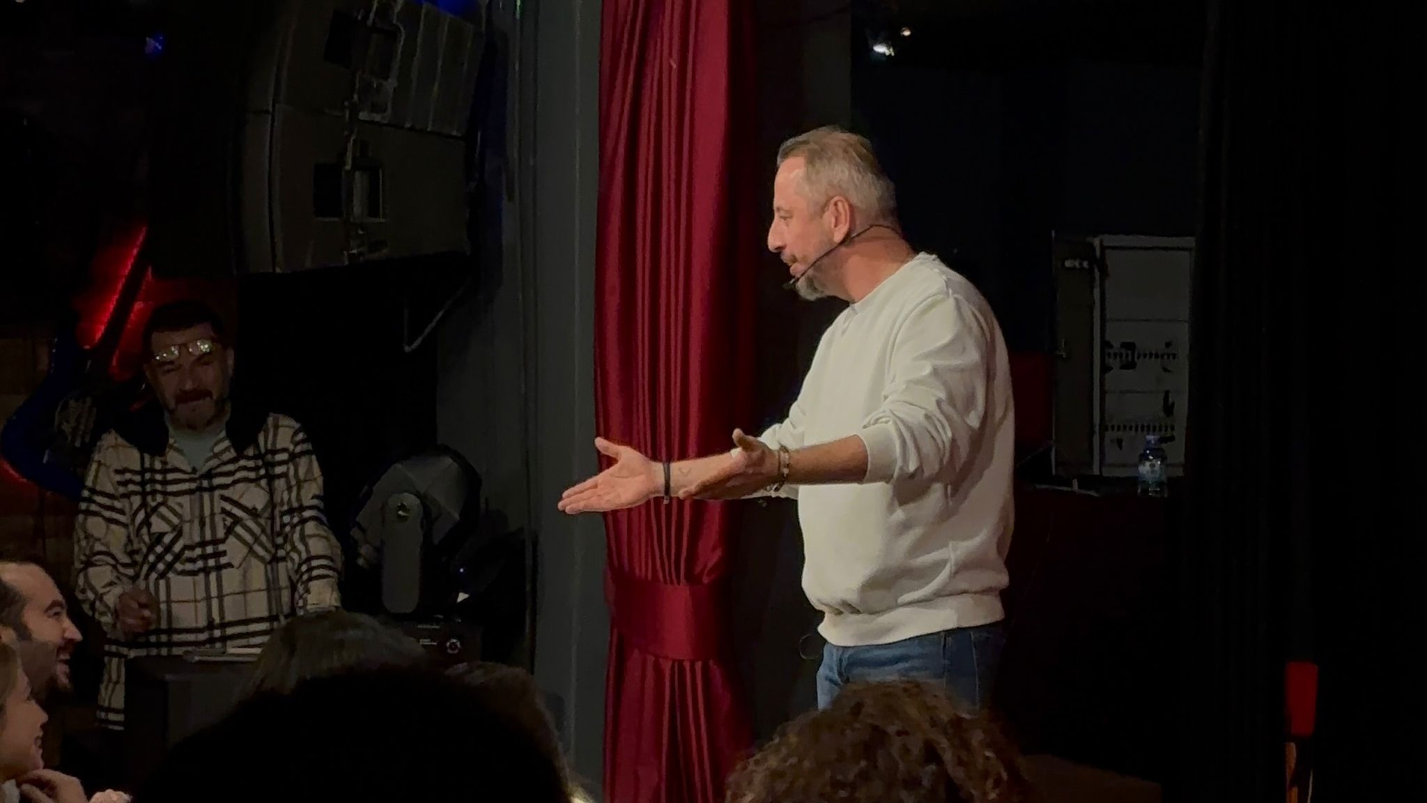 C E M İ Ş Ç İ L E R S A H N E