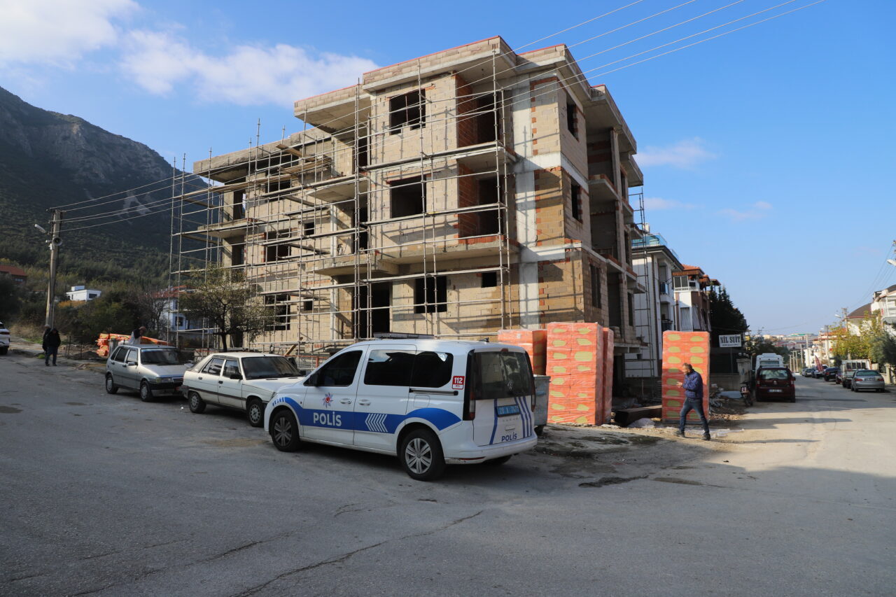 Denizli’de Acı Olay 64 Yaşındaki Inşaat Işçisi Hayatını Kaybetti1