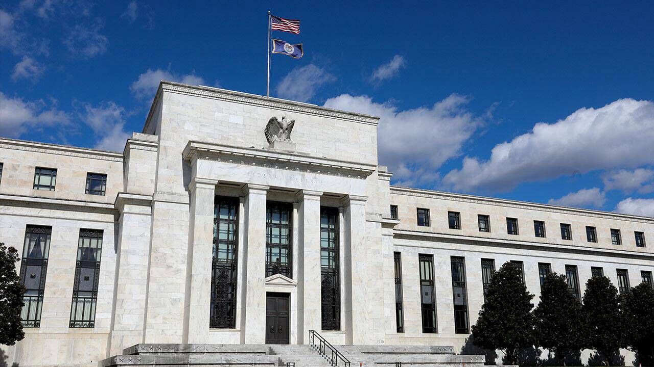 Fed'den Faiz Indirimi Kararı