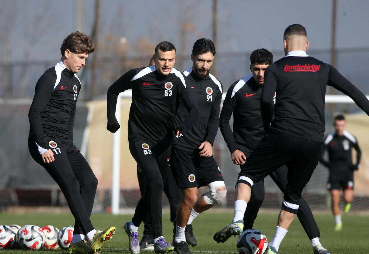 Gençlerbirliği Antrenman 2-1