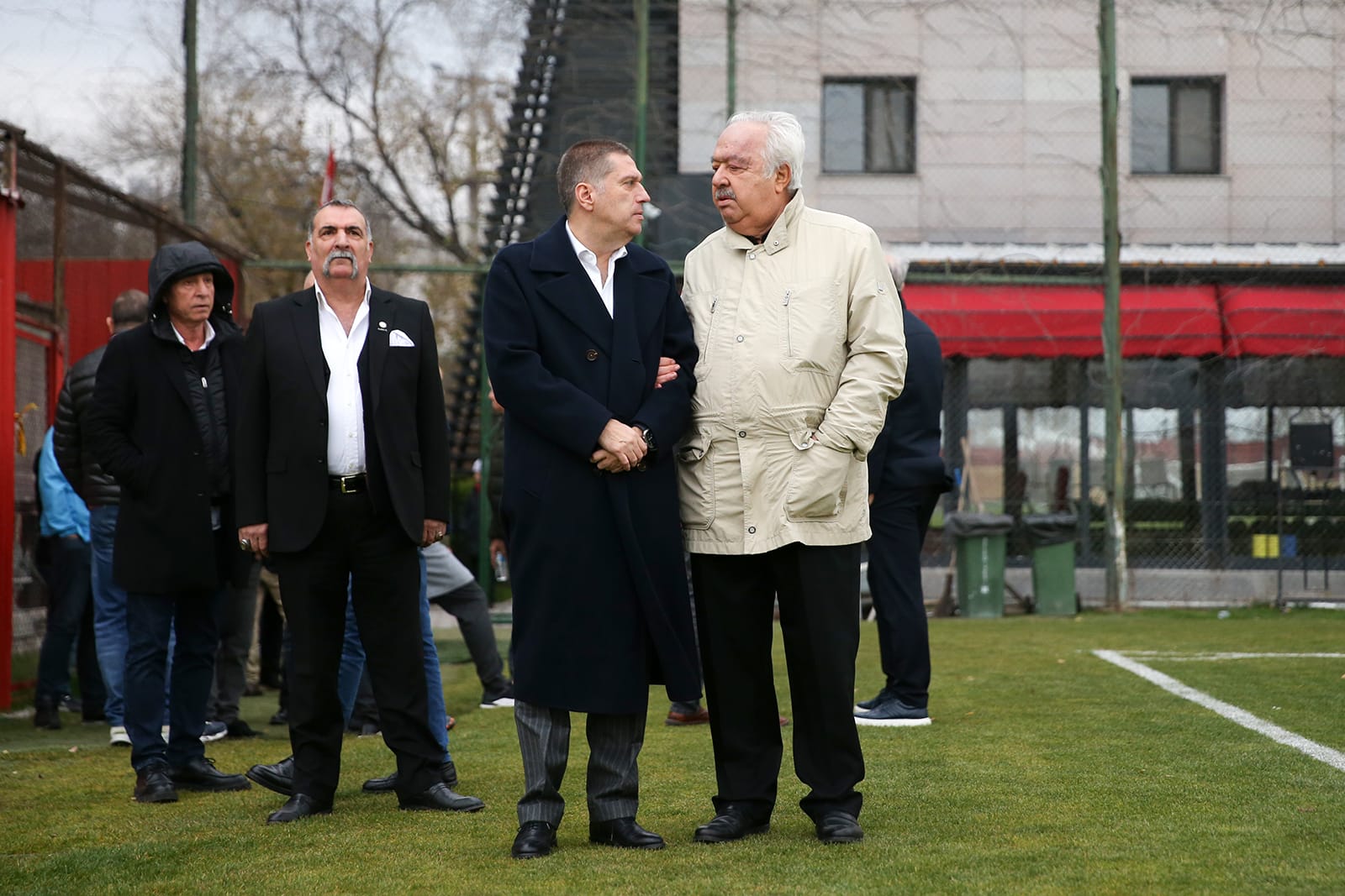 Gençlerbirliği Hazırlıkları Tamamladı! Yeni Başkan Haydar Arda Çakmak Takımı Yalnız Bırakmadı