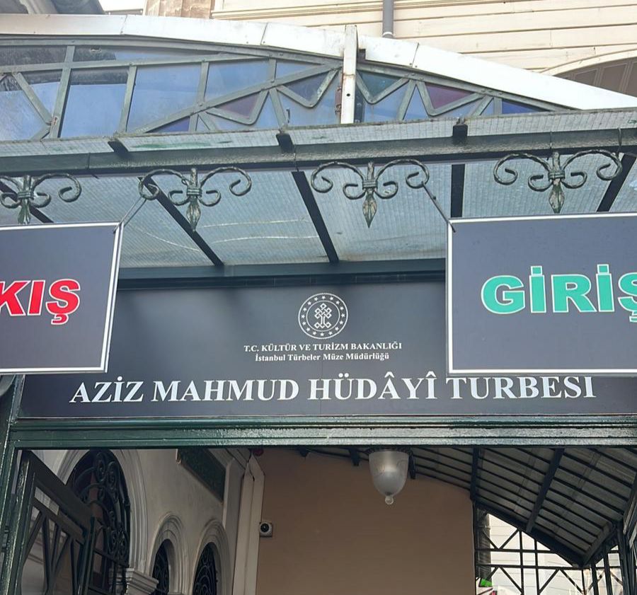 İstanbul'un 4 Manevi Bekçisinden Biri! Aziz Mahmud Hüdayi Türbesi Hakkında Bilinmesi Gereken Her Şey 3