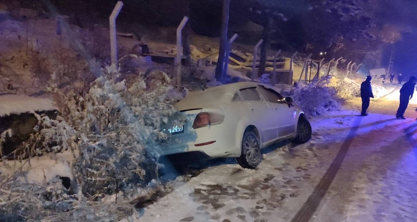 Kaygan Zemin Can Yaktı! İnegöl’de Zincirleme Kaza 3’Ü Çocuk 7 Yaralı2