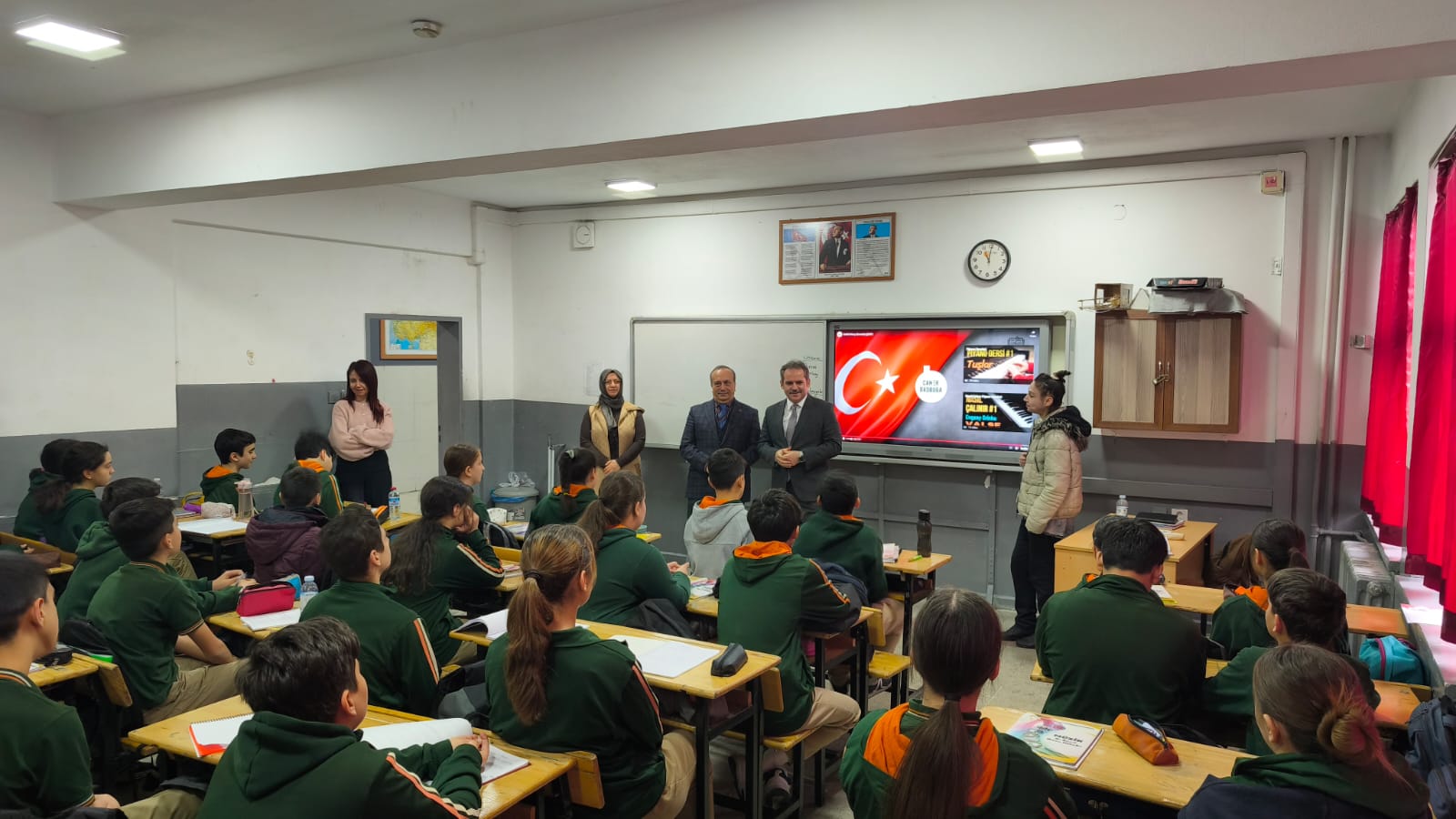 Kaymakam Kaya’dan Yahya Kemal Ortaokulu’na Ziyaret-1