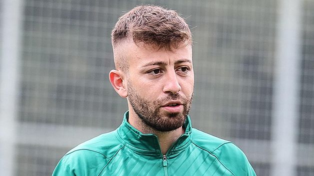 Kocaeli’nde Kurşunlar Havada Uçuştu 1’I Futbolcu 3 Yaralı1