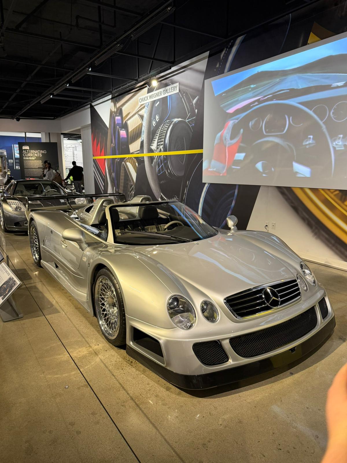 Los Angeles’taki Petersen Otomotiv Müzesi1