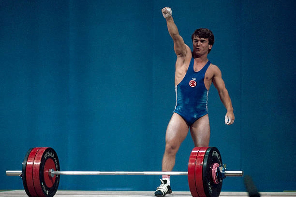 Naim Süleymanoğlu-1