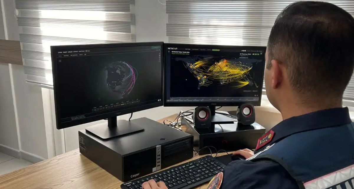 Siber Dolandırıcılara Büyük Operasyon Sahte Reklamlarla Kredi Vaadi