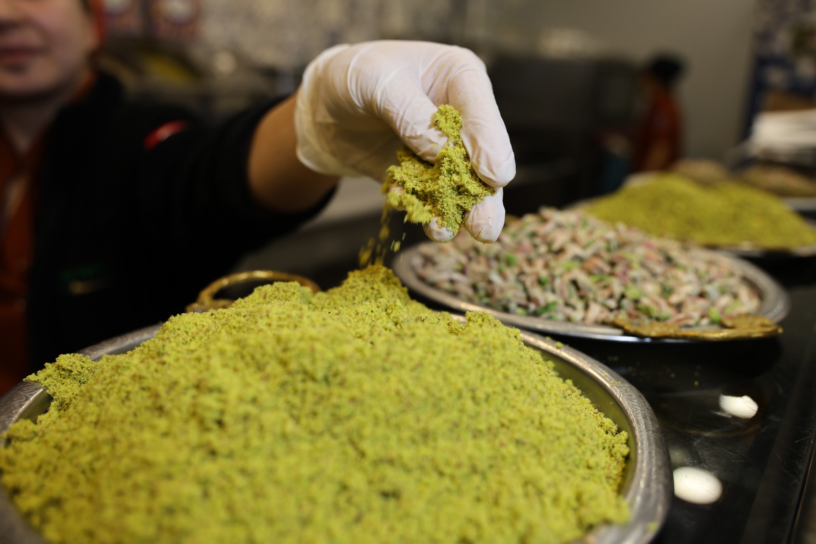 Tatlıda Dolandırıcı Tuzağı Fıstık Yerine Bakın Ne Kullanıyorlar