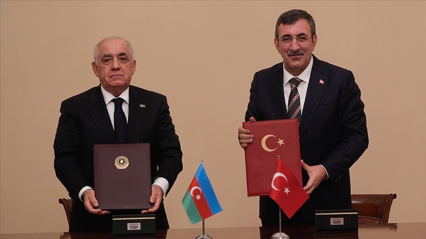 Thumbs B C 16095Ea3C0F2Ab1A50Ca546995F93267