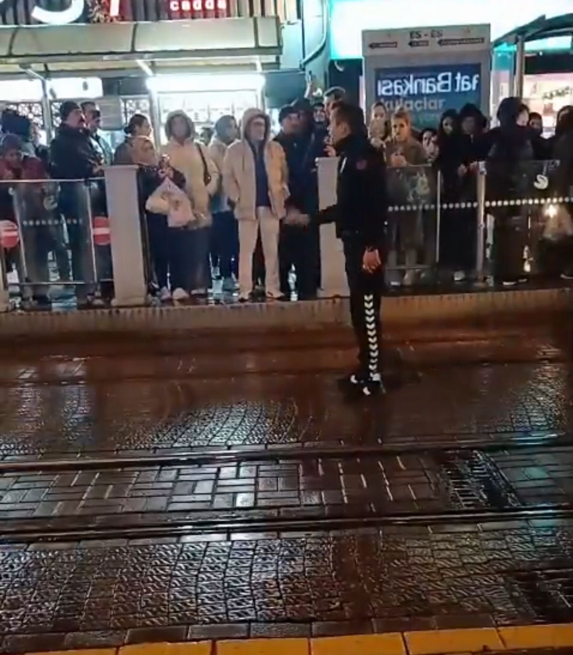 Whatsapp Image 2025 12 05 At 21.04.19